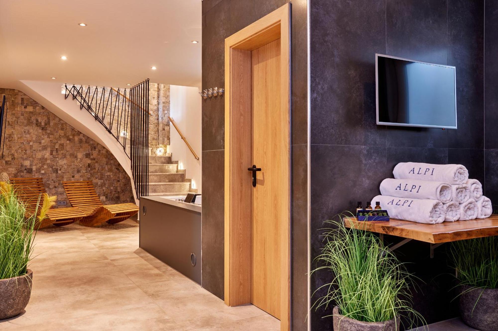 Private Spa & Garden Alpi Γκάρμις-Παρτενκίρχεν Εξωτερικό φωτογραφία